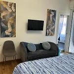 Comfort ゲストハウス 3*